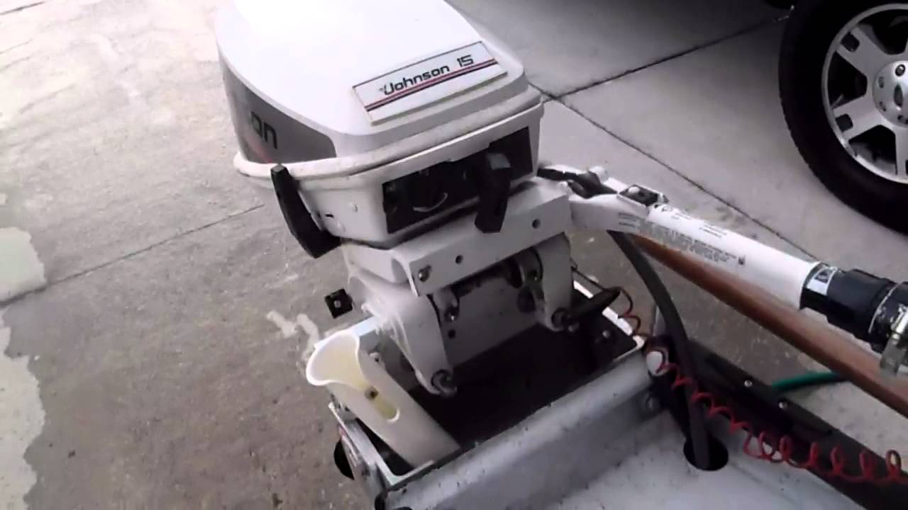 1988 15hp Johnson Idle YouTube