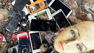 Look for the old touch phone in the trash house || Restoration SamsunG J4+ broken