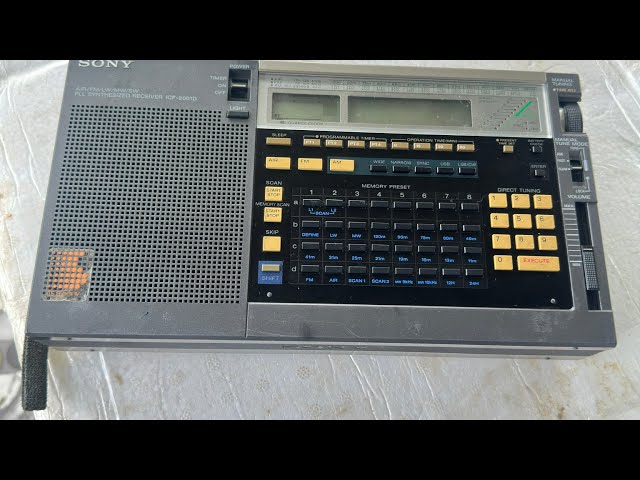 Sony ICF 2001D chỉnh giờ - YouTube