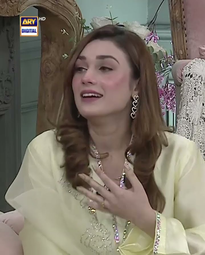 Hina Tariq about her character in 'Naqaab' ?? #goodmorningpakistan #nidayasir #hinatariq #naqaab