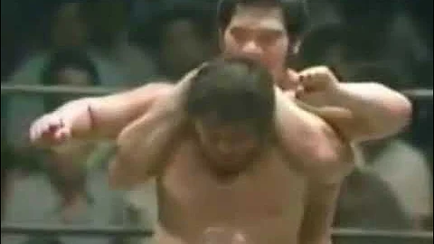 7.9.1973 - IWA Heavyweight Title 2 of 3 Falls - Strong Kobayashi [c] vs Rusher Kimura