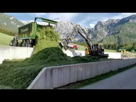 Neue Häckselwagengeneration made in Switzerland 🇨🇭 ( entlädt vorn )