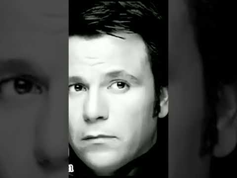 اغنية طمني عليك طمني عليك رغم البعد الي بيننا رغم الجفا