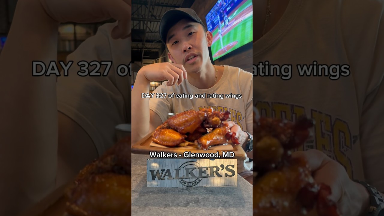 Walkers (Honey Habanero Wings) #chickenwings #wings #smokedwings #foodreview