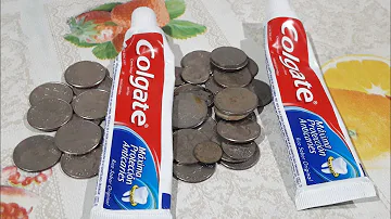 ¿Ayuda la pasta de dientes a limpiar las monedas?