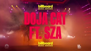 Doja Cat, SZA - Kiss Me More  Live at BBMA'S 2021 LIVE STUDIO VERSION
