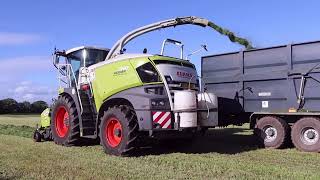 Silage '22. Andrew Johnston’s Jaguar 950 with 5 trailers in support