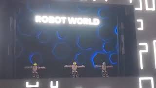 Robots Dancing to Waka Waka! 🤖💃 | Amazing Robot World Show | Future of Entertainment: Dancing Robots