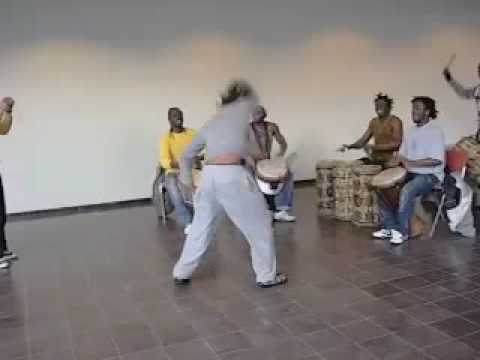 Djembe Dundun Dance AfrikaShow