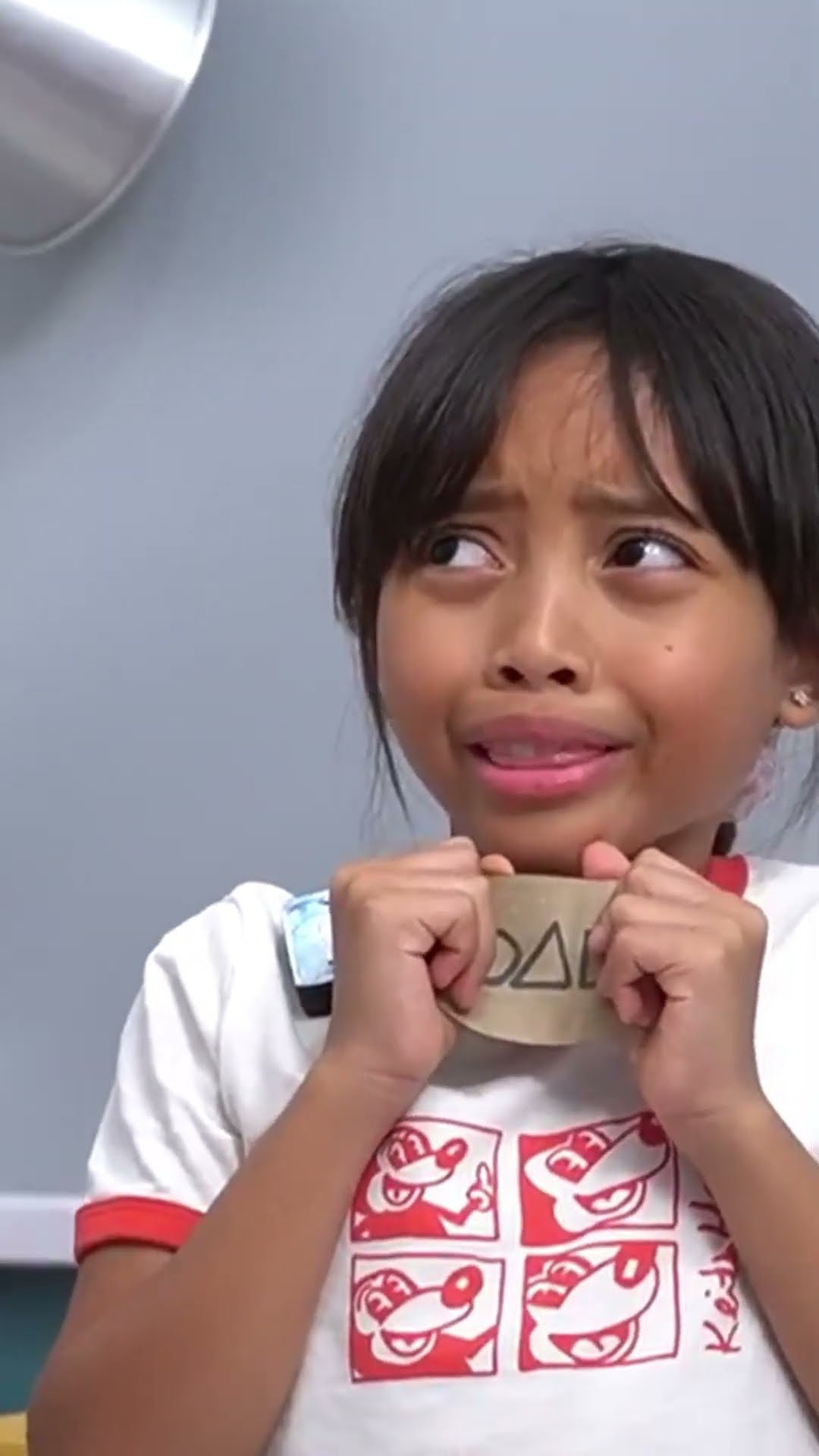 LEIKA IS FRIGHTENED TO SEE THE SQUID GAME GUARD ? #leika #viral #shorts #funny #kids