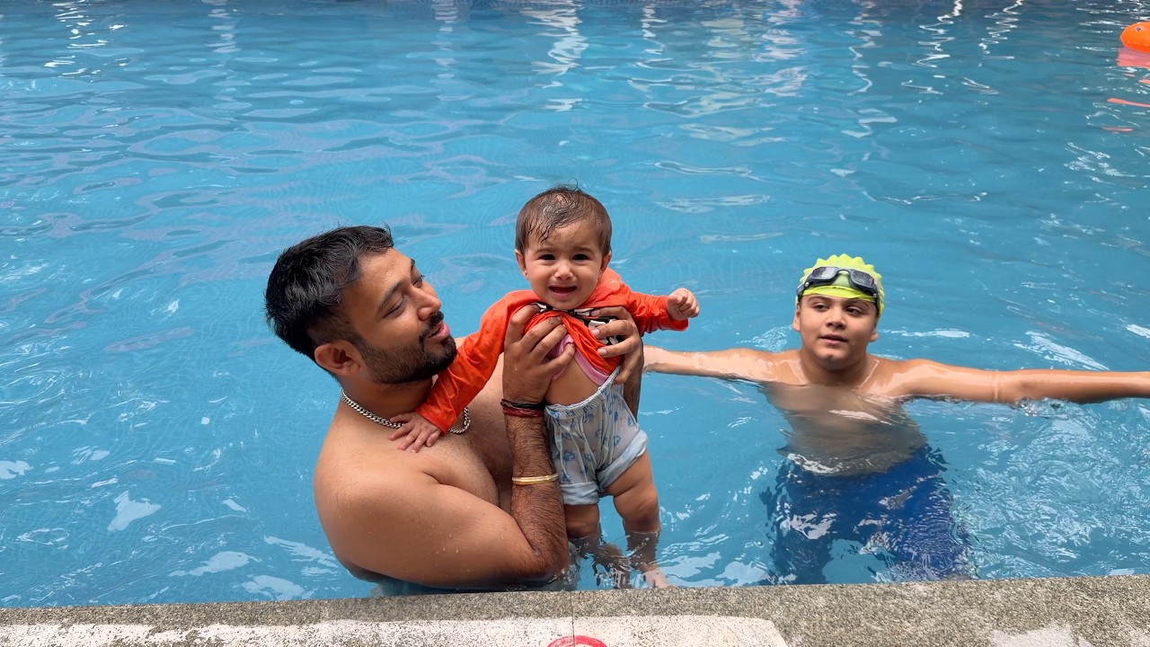 Diana First Time In Swimming Pool 😨 - YouTube