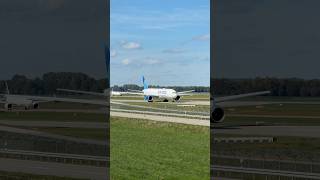 United Airlines Boeing 777-222 (ER) | N784UA | UA195 ready for Departure MUC➡️SFO #b777 #plane #fy