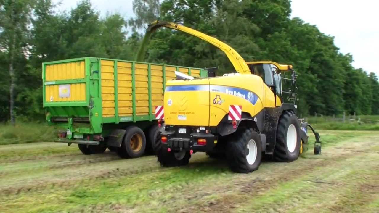 New Holland FR 9080, Gras häckseln - YouTube New Holland FR 9080, Gras häckseln - YouTube
