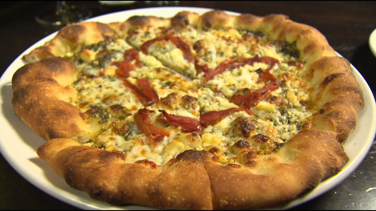 Chicago's Best Pizza: Burnt City Brewing (formerly Atlas Brewing Company)