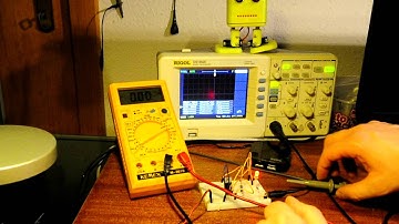 Voltage regulators need capacitors :)