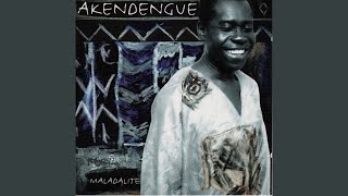 Video thumbnail of "Pierre Akendengué - Maladalité"
