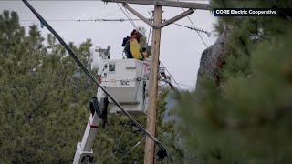 How Core Electric's approach differed from Xcel Energy's during Colorado's windstorm
