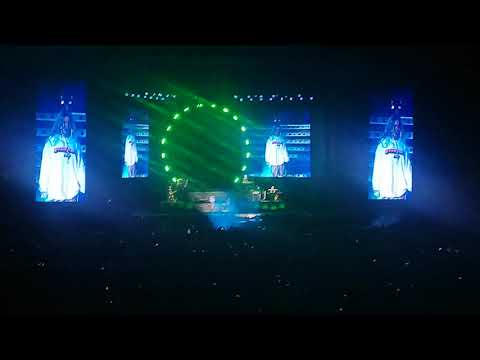 KAROL G & FEID - FRIKY (Concierto en Medellín Bichota Tour 2021)