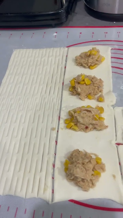 Crunchy pastries/ chicken patties/ nanos ideas