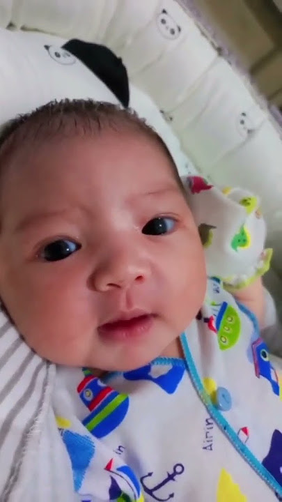 Bayi Baru Lahiir bisa meletin lidah #bayi #viral #bayibarulahir #video #bayigemes #bayilucu #agnes