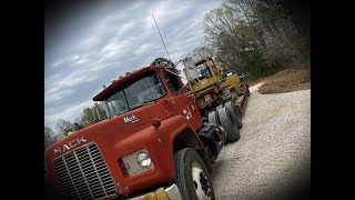 Mack R Model Double Haul