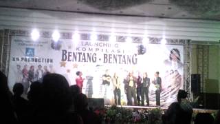Download Lagu Mustafa, Saleem and Daood opening Bidadari Akang MP3 Download Lagu Mustafa, Saleem and Daood opening Bidadari Akang MP3