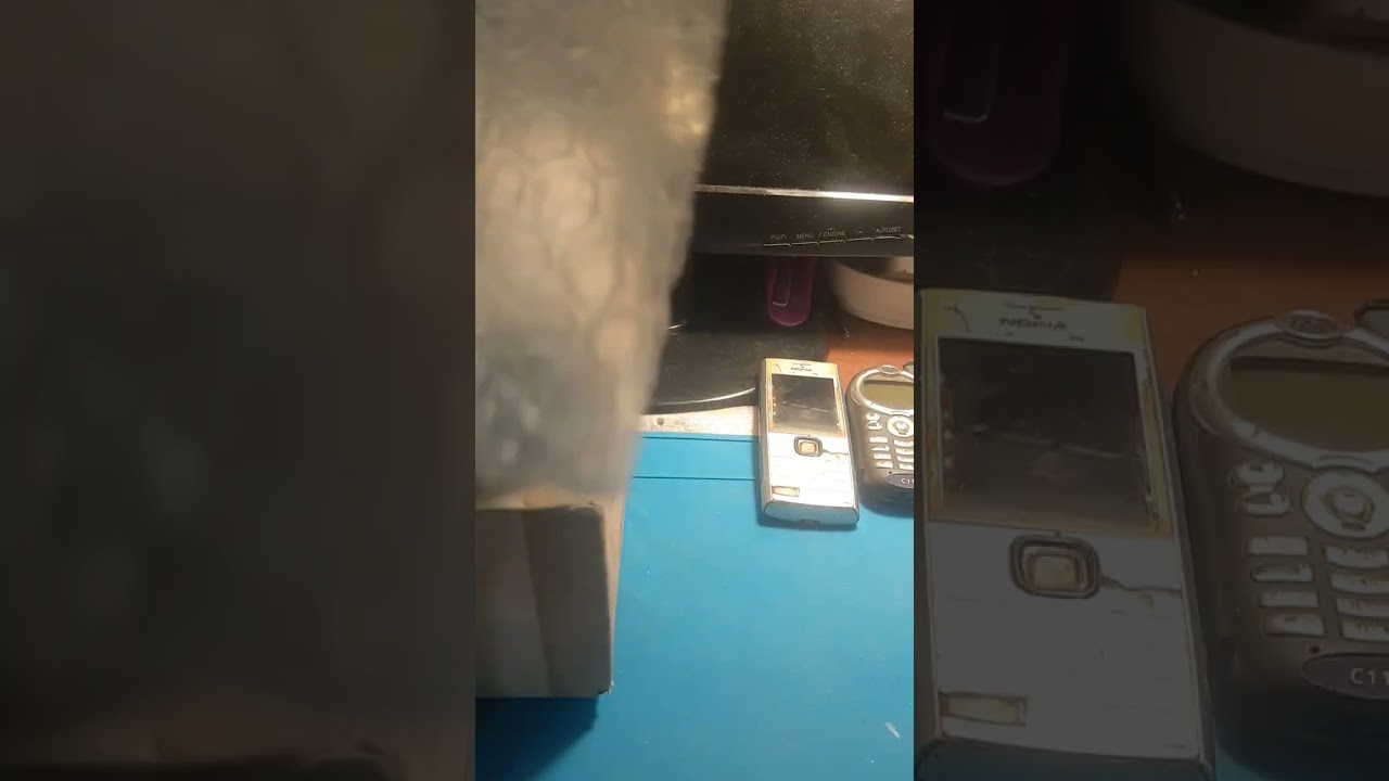 @Мобільні телефони.Випуск269-розпаковка посилок, Motorola C116 в колекцію і дещо на відновлення)