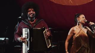 Mariana Aydar e Mestrinho  Espumas Ao Vento (Ao Vivo no Sesc Pompeia)