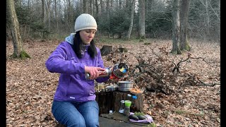 She picks and cooks winter mushrooms in the forest. Part 13 / ASMR