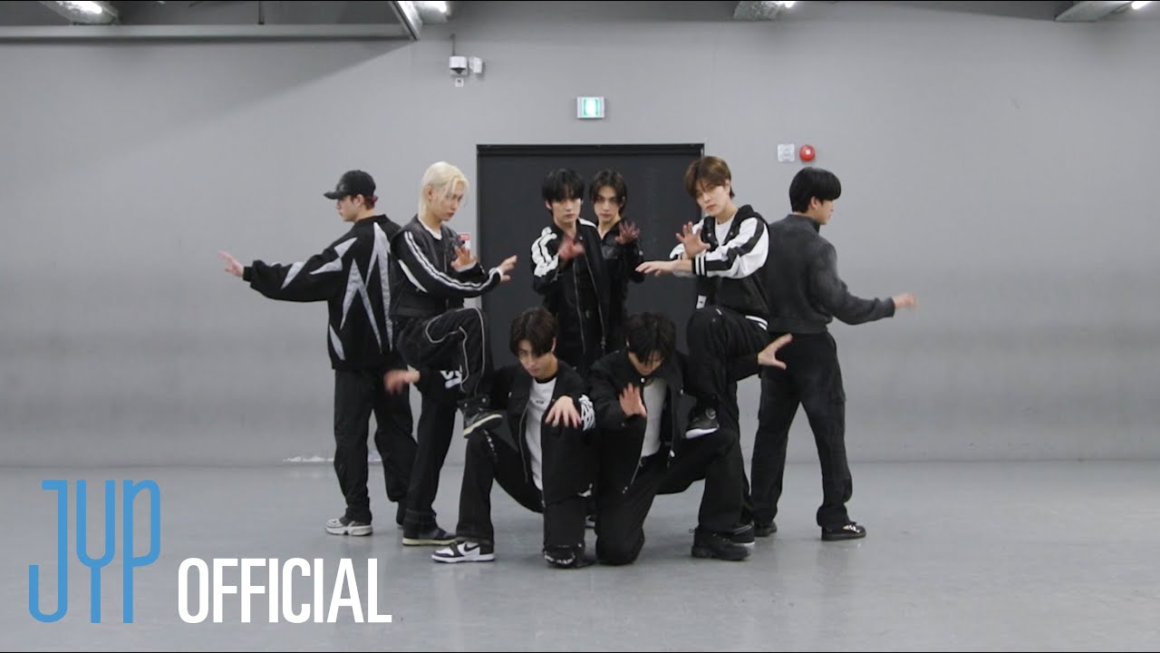 Stray Kids   LALALALA Dance Practice Video