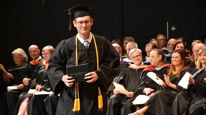 Seniors walk the stage at 2019 Saint Stephen's graduation