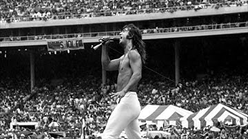 Steve Walsh about performing live