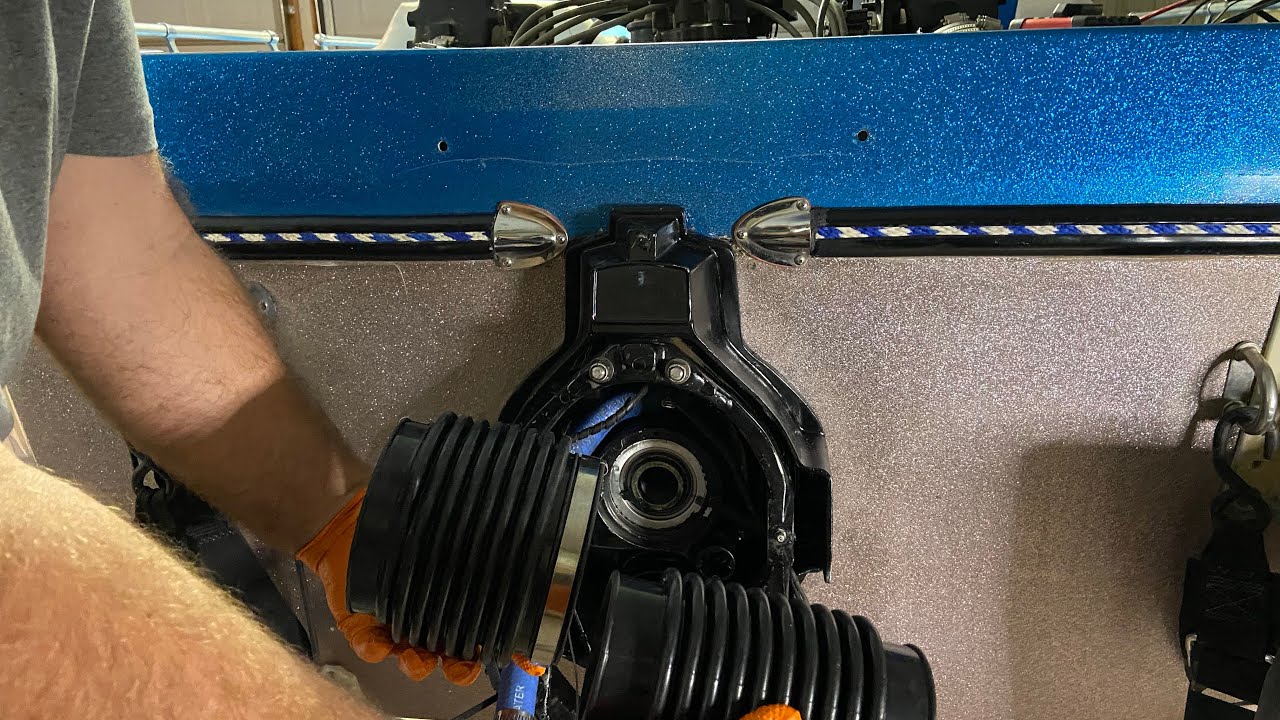 Mercruiser Alpha 1 Gen 1 Stern Drive Repairs Part 5 How to install a