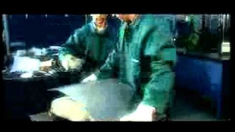 Born of a Vespa - Come nasce una vespa