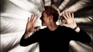 Bereczki Zoltán - Szinetár Dóra: Ajándék (Official Music Video) HD