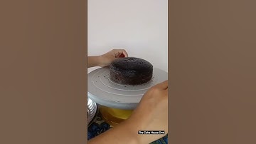 Cut bread in layer without BAKING TOOLS#cake #cakemaking #cakerecepie #bread #choclatecake #shorts