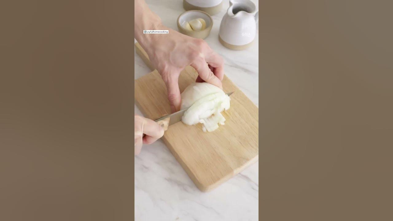 how-to-make-pumpkin-shaped-pumpkin-gnocchi-with-pumpkin-sauce-gma