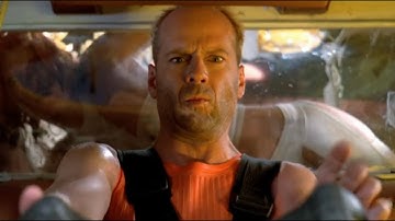 The Fifth Element - Police Chase Scene (HD 1080p)