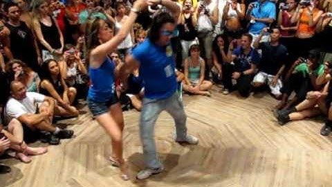 Mafie Zouker & Tracy Freitas - Zouk demo at Berg