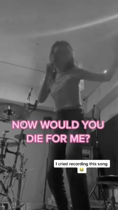 Download lagu The Warning - Did “AMOUR” make you cry too?