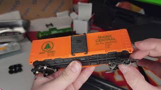Easily Converting and Upgrading Couplers and Switching From Plastic to Metal Wheels For HO Scale#diy