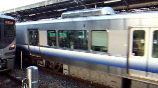 JR西日本225系5000番台E511編成+223系2500番台 快速和歌山行き発車