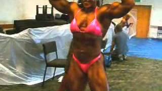 Overall Physique Lisa Bailey NABBA/WFF Christchurch 2011