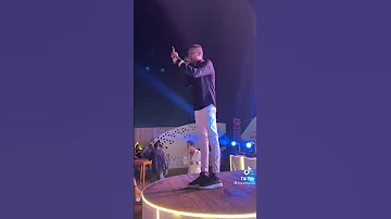 لايف عصام صاصا كنت مربى بيتي زمان لا مش كلب كان كلبين حالات واتس عصام صاصا 