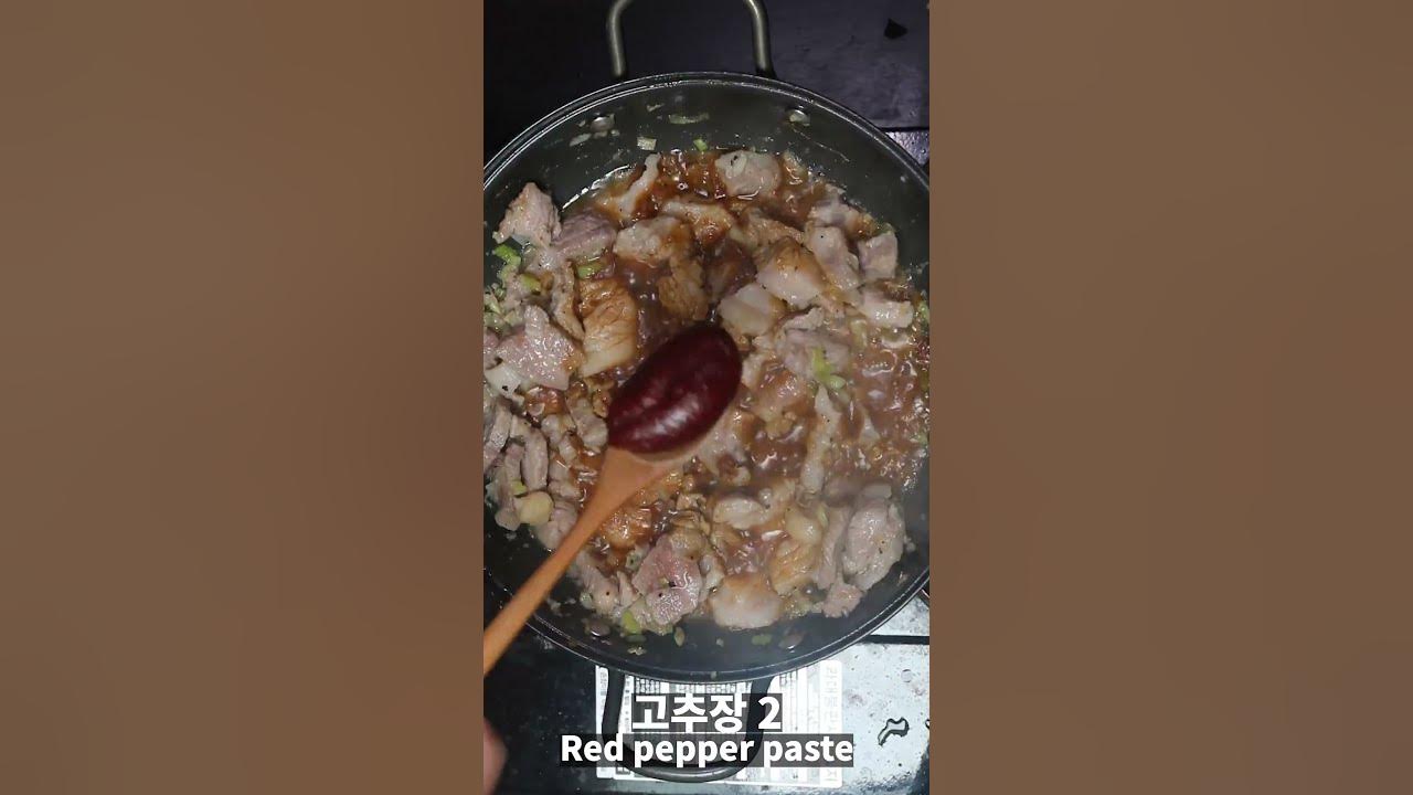 군대 간부식당에서 근무했을 당시 사단장이 먹고 포상휴가 준 짜글이 찌개 레시피 쇼츠 버전입니다. #shorts Thumbnail