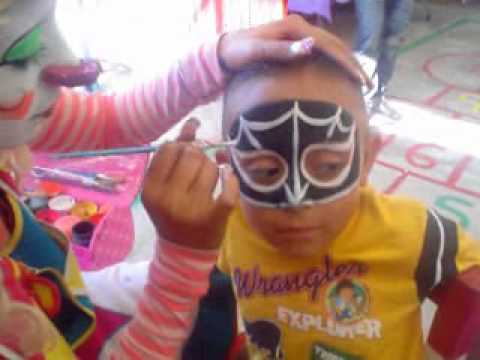 ESPECTACULOS REYES! PINTA CARITAS DISEÑO DEL HOMBRE ARAÑA NEGRO! - YouTube