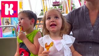 VLOG Парк аттракционов Одесса Лунапарк Amusement Park Lunapark Odessa(Катя с семьей отправились в парк аттракционов на День защиты детей, покатались на колесе обозрения, сходили..., 2015-06-02T09:18:16.000Z)