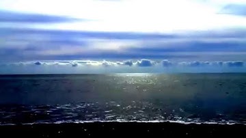 صوت ملائكي يتلو اخر سوره المائده