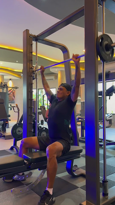 Strong 🍺 and 🏌🏾‍♂️#golffitness