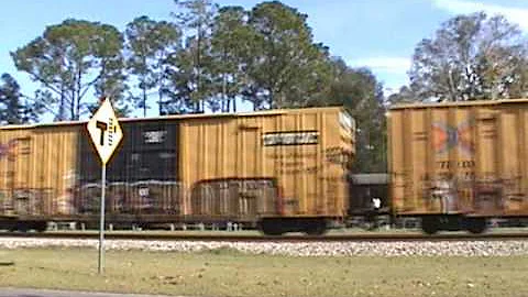 More SD40-2's on CSX A770-30 at Folkston, GA